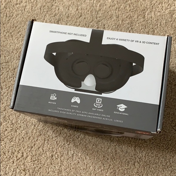 Virtual Reality Headset - Picture 2 of 3